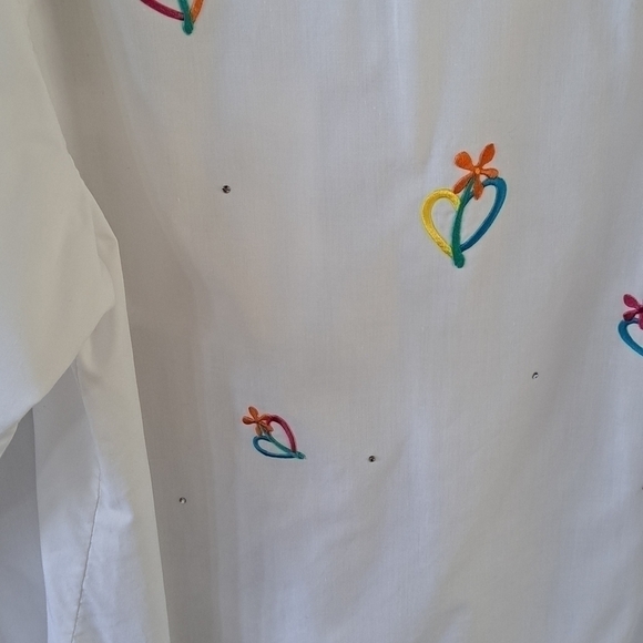 Mili Designs Women's Large White Long Sleeve Button Up Shirt Embroidered Floral - Picture 12 of 16